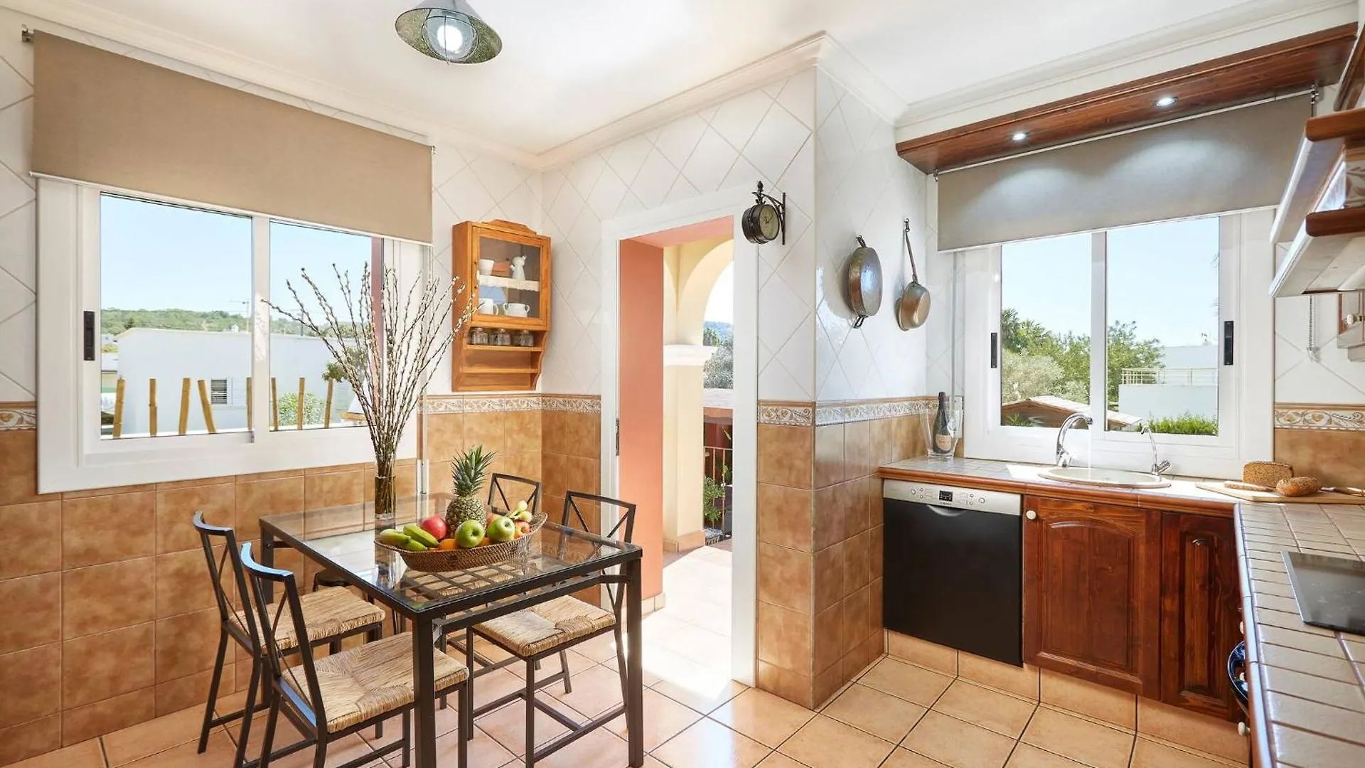 Villa Juncos Can Furnet Spain